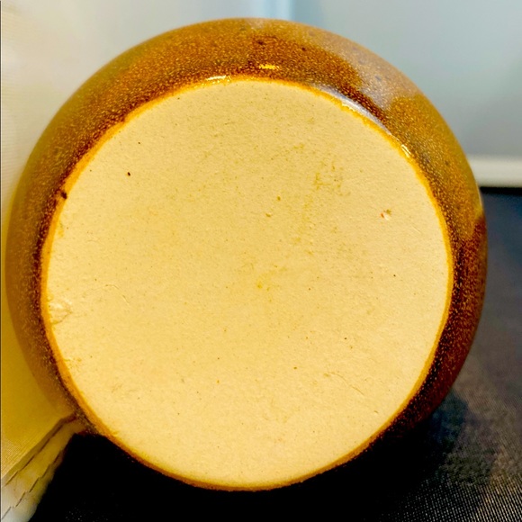 Adorable Vintage Rust Bud Vase - Picture 7 of 7